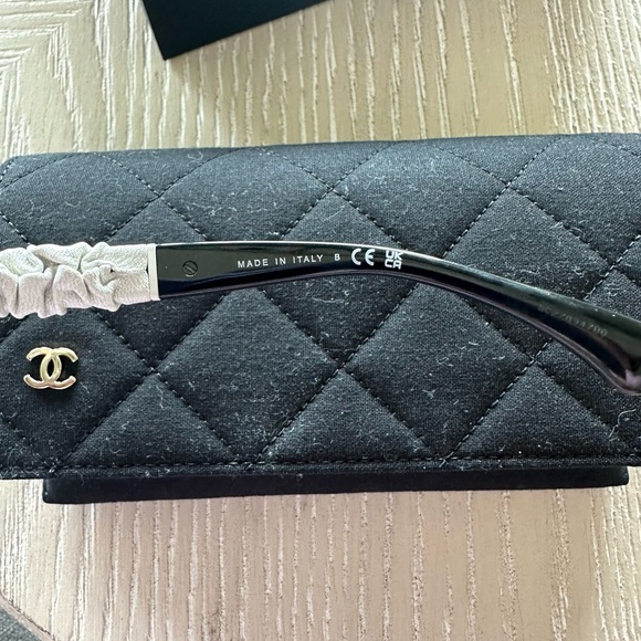 Chanel Sunglasses - Picture 5 of 8